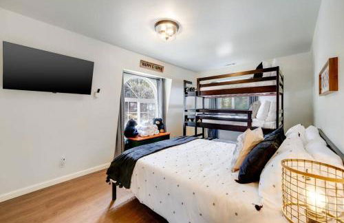 Pine Den Cabin: Arcade+Fire Pit+BBQ - Foto 29