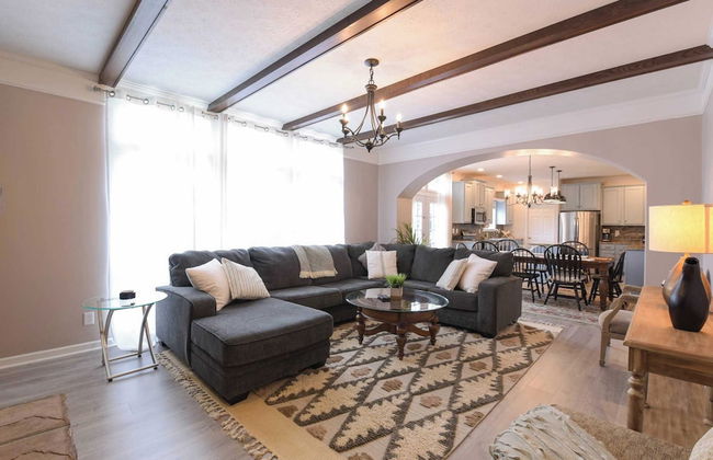 Riverside Ranch by Avantstay Mins to Downtown - Foto 9