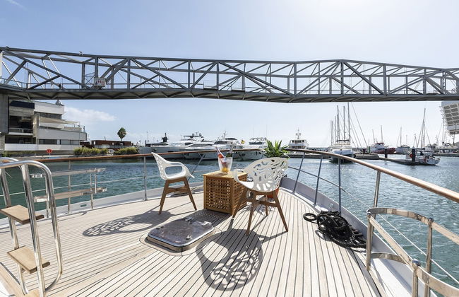 Luxury Boat in Port Forum - Photo 24