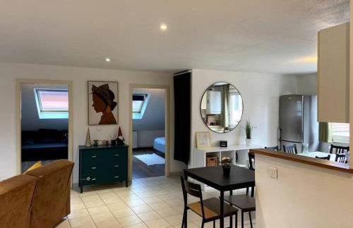 STRG Center at 10 min-Christmas market and 10min EU Parliament-WiFi-TV - Foto 12