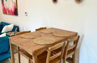 Boho Bliss Downtown Apartment in Historic Pilot Mountain - Foto 6