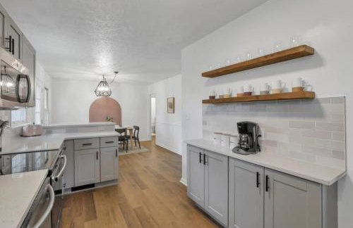 Housepitality - Electric Ave - 3 BDR and Hot Tub - Foto 15