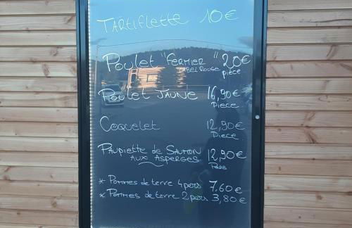 CHEZ LYLi & COMPAGNIE, PISCINE, JACCUZZI, SALLE DE SPORT - Foto 4