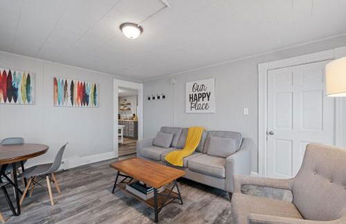 Stylish & Large Top Floor w Private Front Porch - Foto 7