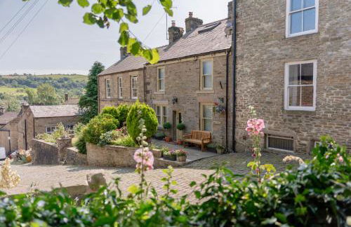 Danes Cottage - Luxury Peak District Retreat - Photo 43