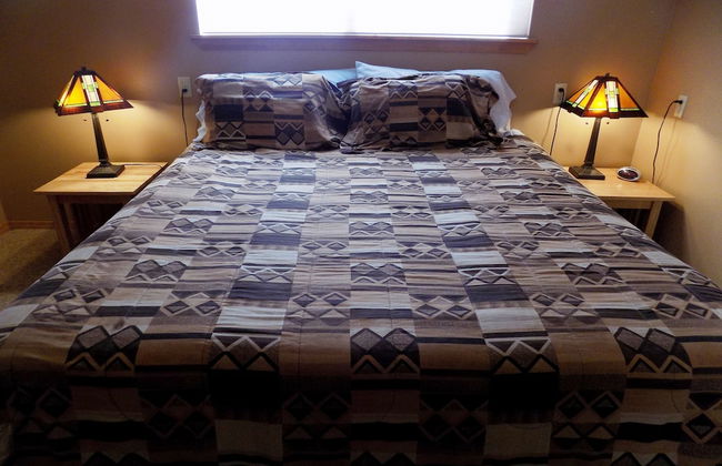 Country Club Homes - Photo 38