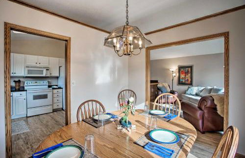 Suburban Gem with Deck 5 Mi from Dtwn Rochester! - Foto 9