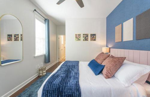 Fam-Biz Friendly 3BD with Fire pit & BBQ - Downtown - Foto 4