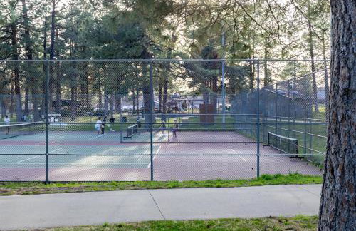 Scenic Mountain Getaway by the Park - Foto 65