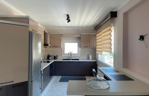 Aristides Guesthouse - Photo 18