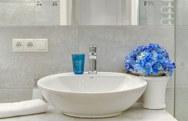 Lion Apartments -Aquarius Deluxe - Photo 15