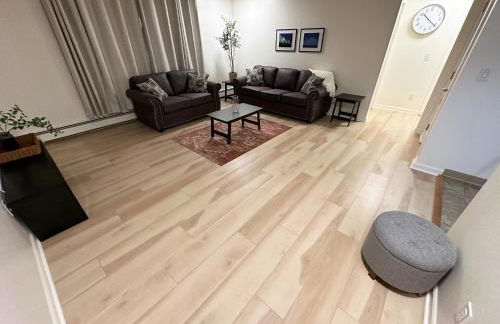 Stay Anchorage! Furnished Two Bedroom Apartments With High Speed WiFi - Foto 10