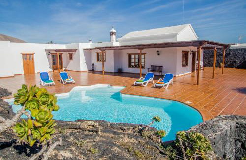 Casa Lola Lanzarote piscina climatizada y wifi free - Foto 1