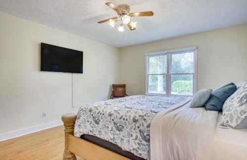 Secluded Mount Pleasant Home - 6 Mi to Beaches! - Photo 15