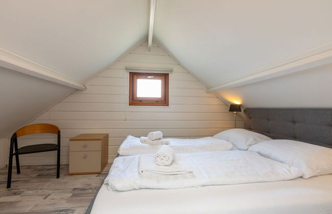 Holiday Home in the Heart of Westkapelle - Photo 1