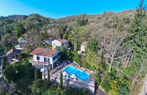 Huge Holiday Home in Marina di Castagneto Carducci near Sea - Foto 79