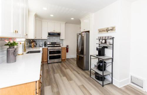 New Group Space - Sleeps 20! Near Sports Center - Photo 36