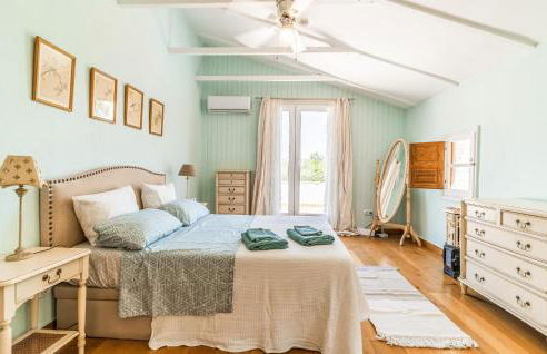 Gorgeous Home In Algodonales - Photo 22