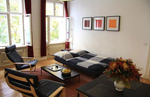 Nollendorf Apartments - 1 separate bedroom and 1 living room with sofa bed in Motzstraße - Foto 17