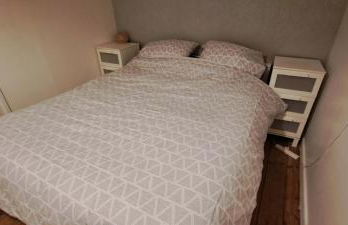 The Ugly Duckling - Photo 28