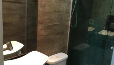 Apartamento linda vista, 200 metros da praia de camboinhas - Foto 5, Shower