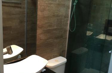 Apartamento linda vista, 200 metros da praia de camboinhas - Foto 5