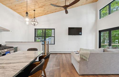 La Casita Little Sebago Lake with hot tub! - Foto 26