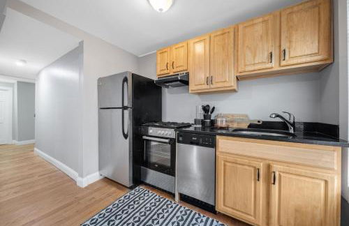 Easy Commute South Boston 4BR 1BTH Apartment - Foto 15