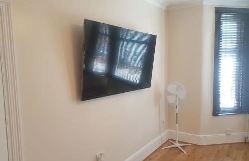 London Luxury Apartments 4 min walk from Ilford Station, with FREE PARKING FREE WIFI - Foto 41