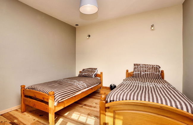 Pleasant Holiday Home in Erezée Ardennes with Hot Tub, Sauna - Photo 8