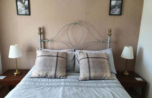 Wales' Highest Village - The Chartist Cottage - Trefil - Photo 25