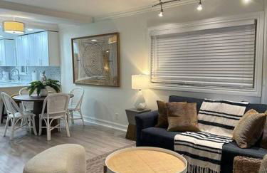 Coastal waterfront apartment! - Foto 2