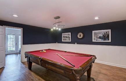 Lucky's Lake House by Avantstay Private Lake Bar - Photo 10