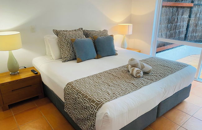 BeachView Apartments at Villa Paradiso - Photo 6