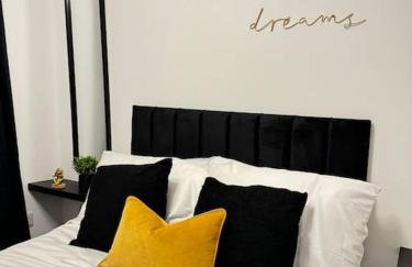 Luxury cozy 3 bed Apartment 5mins from city - free parking! - Foto 38