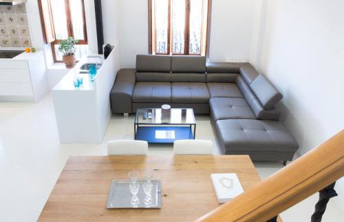 Apartments Downtown Valencia - Photo 12