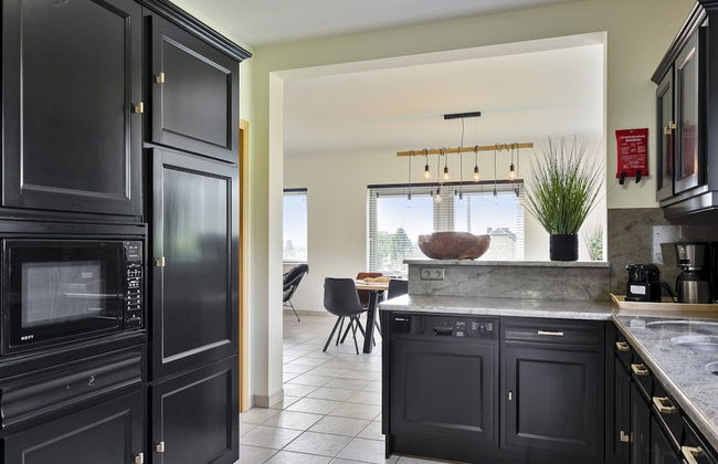 Pleasant Holiday Home With Recreation Room - Photo 17