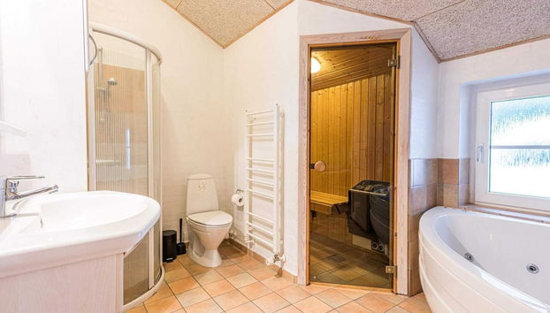 8 Person Holiday Home in Blavand - Foto 4, Tratamientos de spa