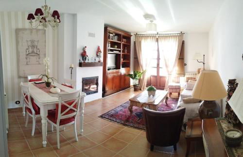 OROEL Beds & Dreams - Espectacular planta baja en Badaguás-Pirineo - Foto 1