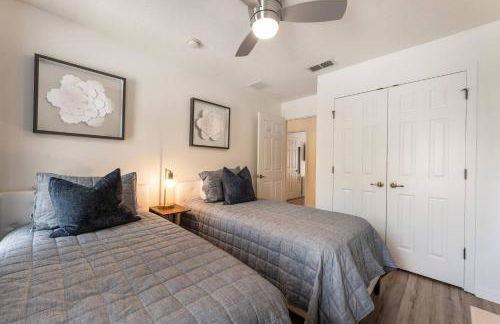 Stay Close to Disney in Your 3-Bedroom Haven - Foto 19