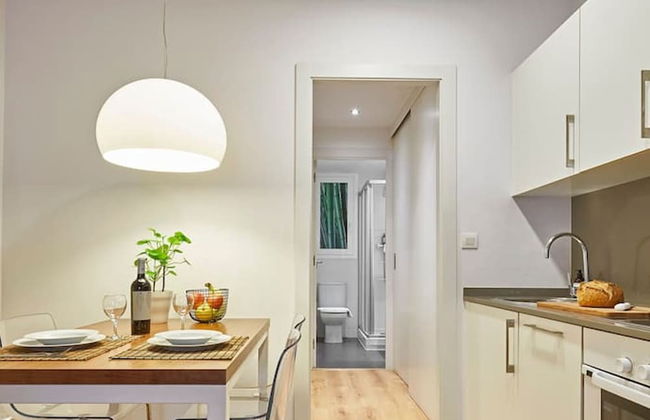 Charming Modern Apt in Trendy Gracia 5PP by Myrentalhost - Photo 14
