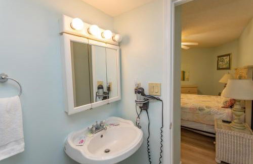 ROYAL GARDEN RESORT 1012 condo - Photo 12