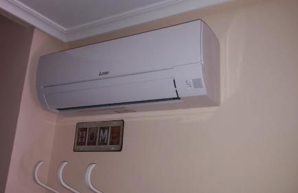 EMILIA -Claudio Moyano - Photo 27