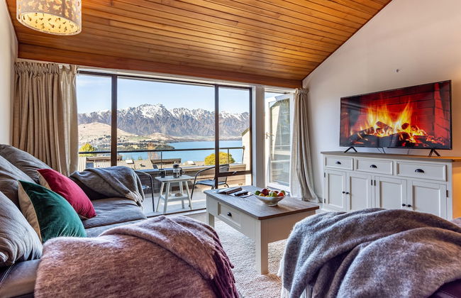 Beautiful Spacious Lake View City Townhouse - Foto 1