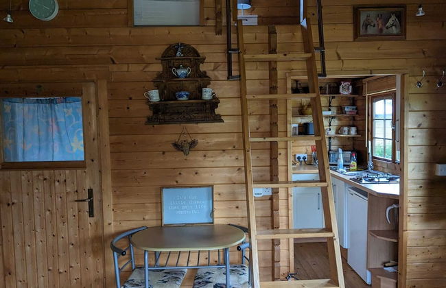 Rustic Log Cabin - Dog Friendly - Sleeps 2 - Views - Foto 16