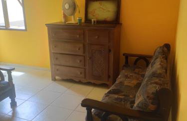 Cabo Frio, Piscina de frente pro Mar, Pé na areia - Foto 43