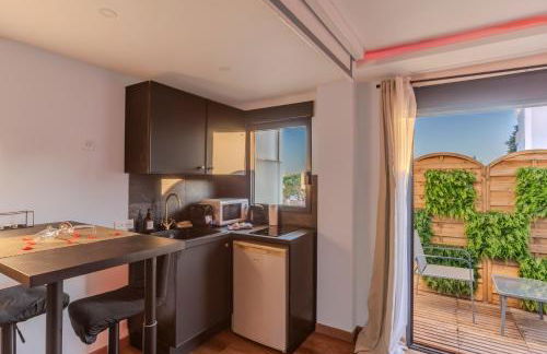 LE COCON- Jacuzzi & Sauna privés By SweetDreams - Foto 17