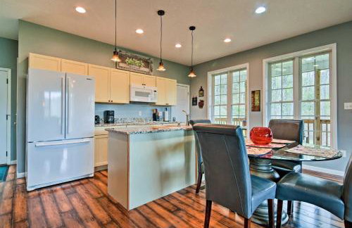 Blue Ridge Mountain Rental with Hot Tub and Gas Grill! - Foto 12