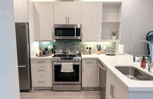 The Nichols Getaway - Fort Worth - SameDay Booking - Photo 9