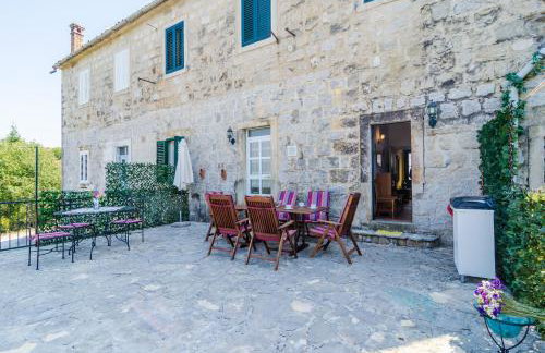 Stone House DiMaTo - Photo 2